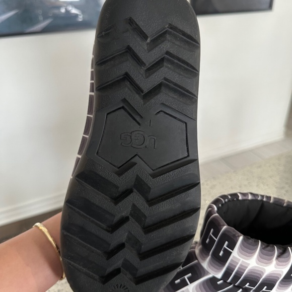 Uggs Classic Maxi Wavelength Mini size 8 - Picture 3 of 4